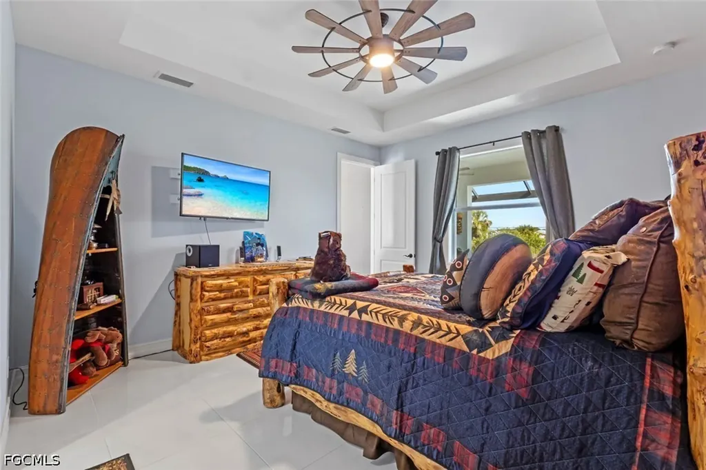 1803 NE 17th Terrace Cape Coral FL 33909