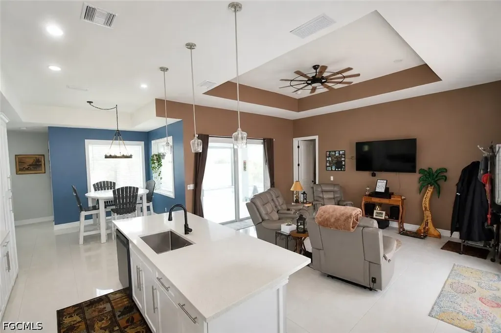 1803 NE 17th Terrace Cape Coral FL 33909
