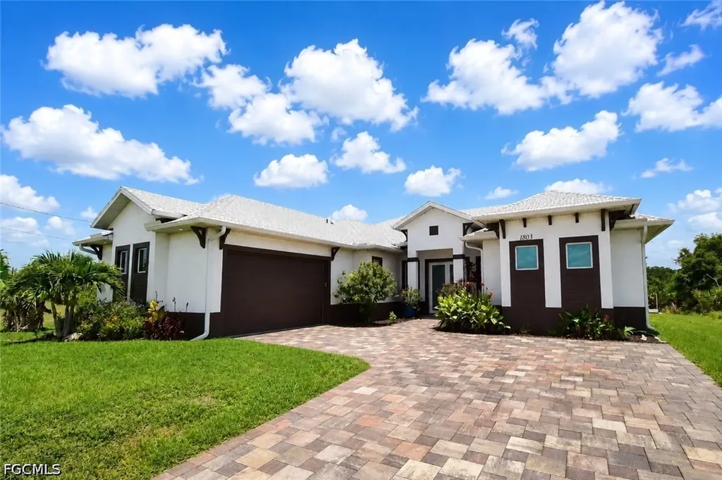 1803 NE 17th Terrace Cape Coral FL 33909