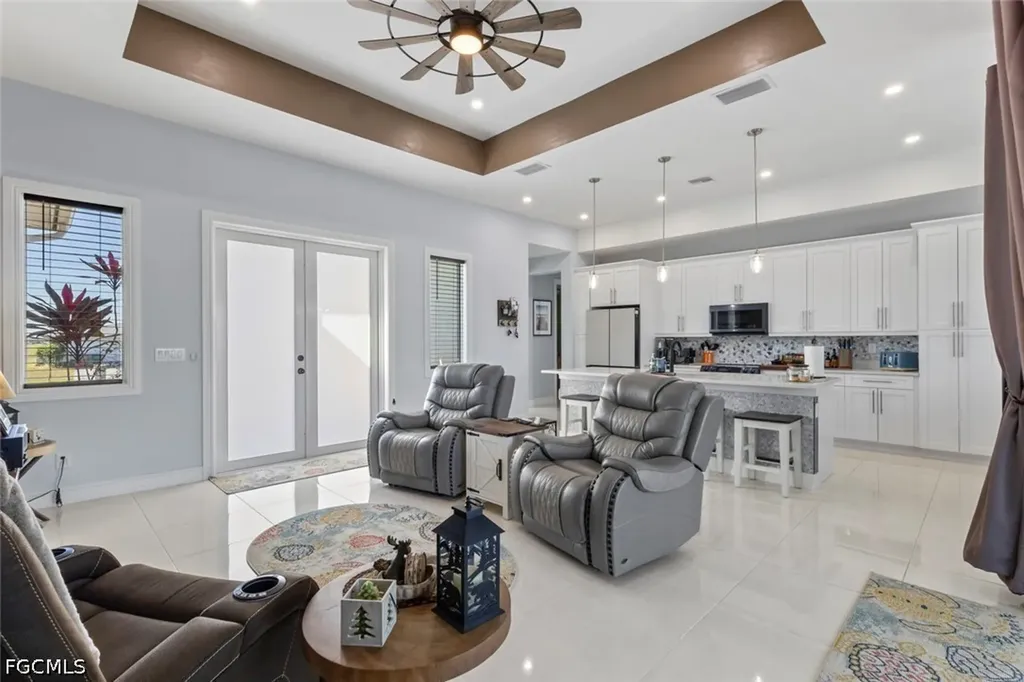 1803 NE 17th Terrace Cape Coral FL 33909
