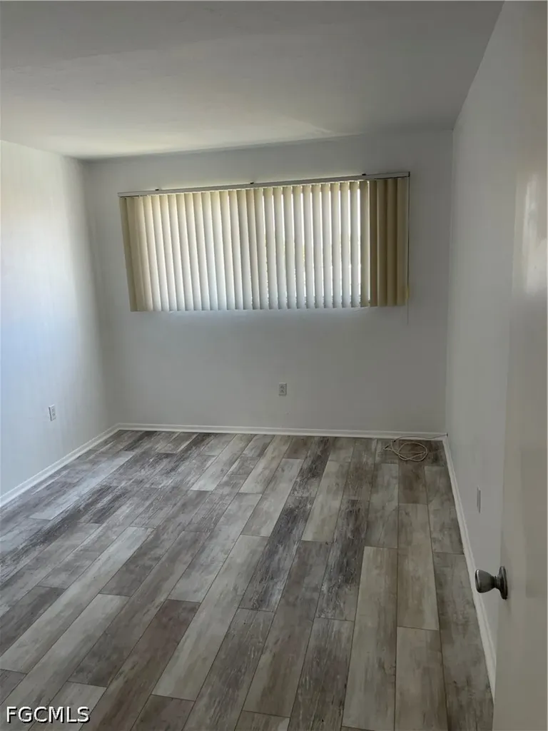 4906 Victoria Drive Cape Coral FL 33904