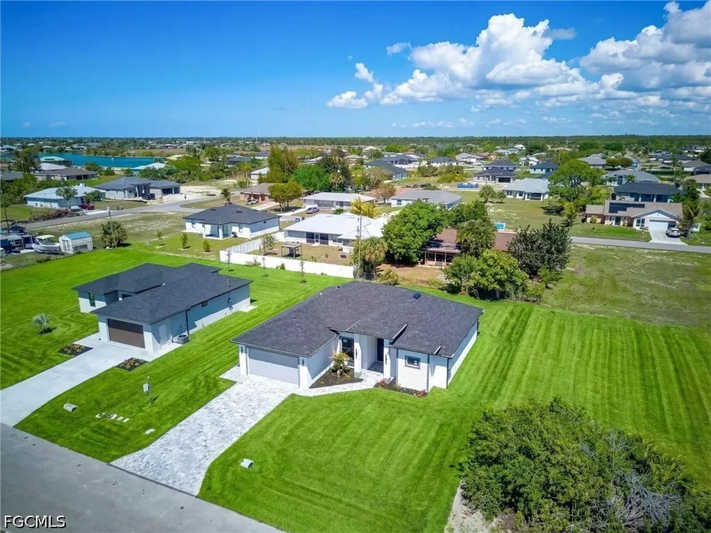 1403 NE 18th Terrace Cape Coral FL 33909