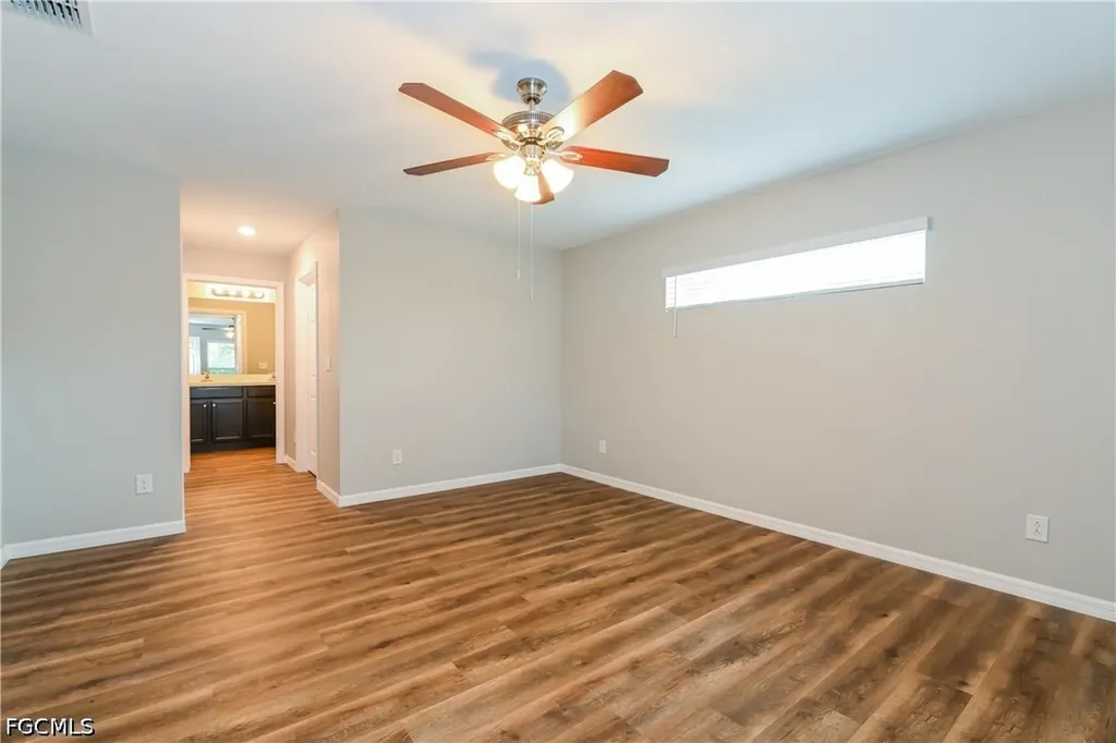 719 SW 13th Terrace Cape Coral FL 33991