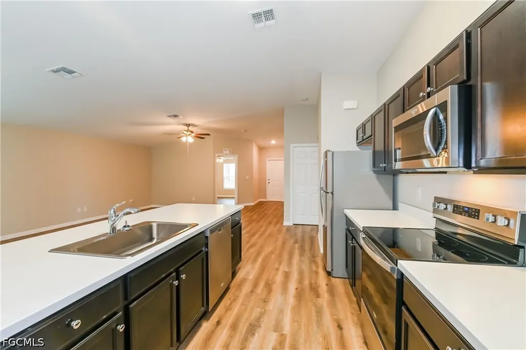 719 SW 13th Terrace Cape Coral FL 33991