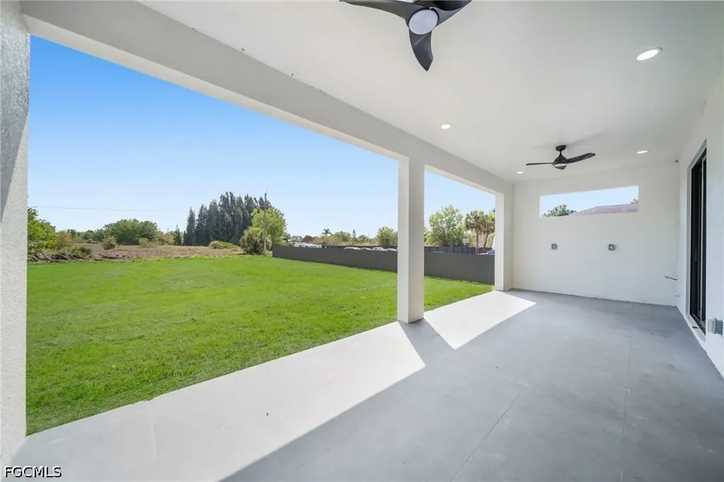 1618 Moore Avenue Lehigh Acres FL 33972