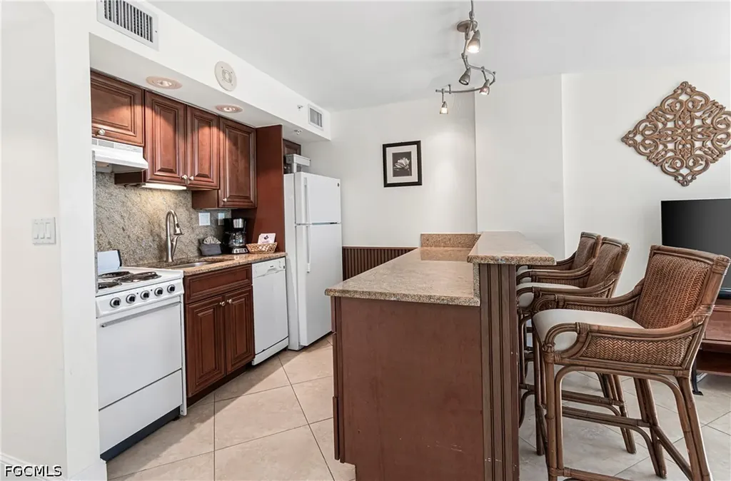8771 Estero Boulevard Bonita Springs FL 33931