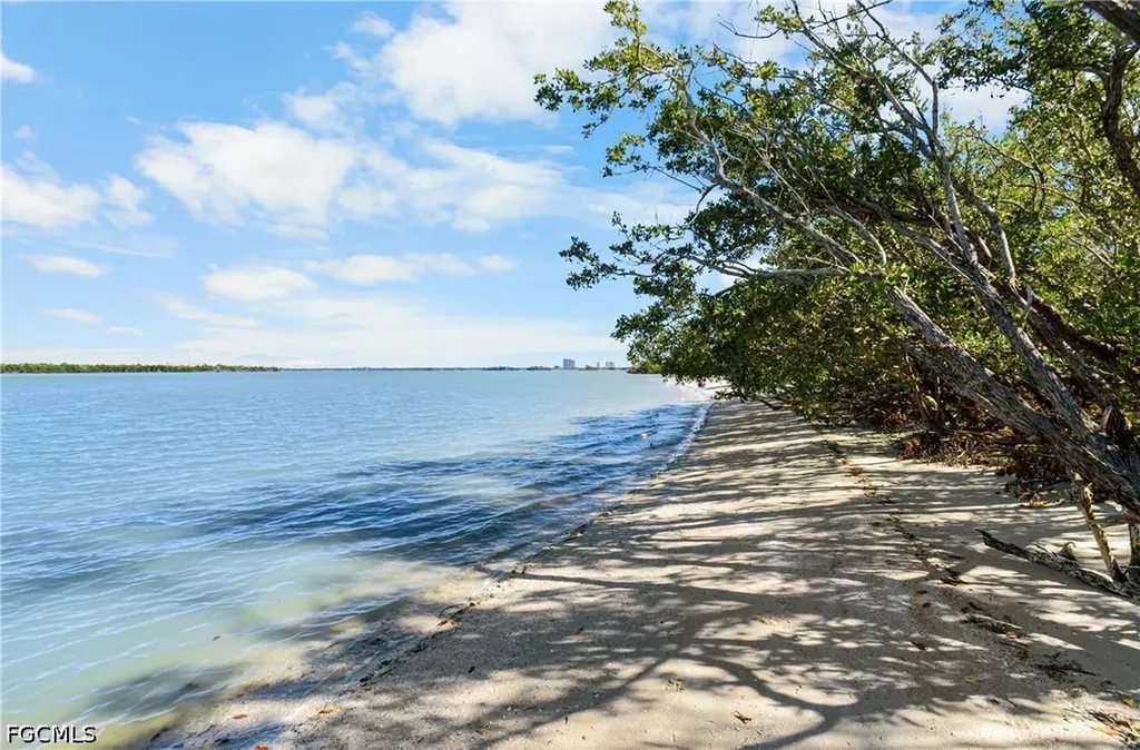 8771 Estero Boulevard Bonita Springs FL 33931