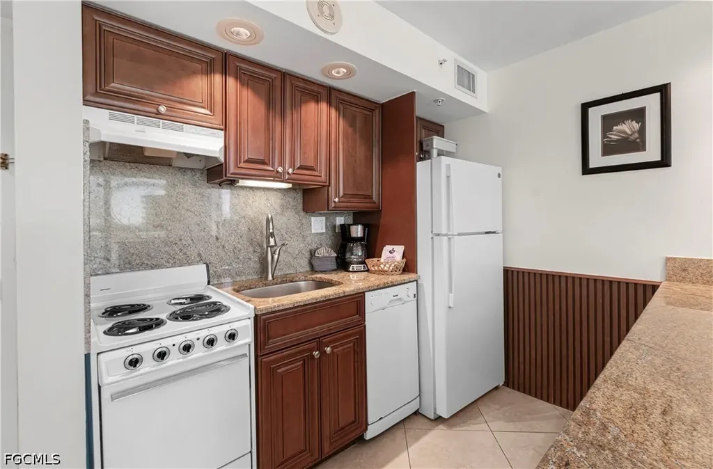8771 Estero Boulevard Bonita Springs FL 33931