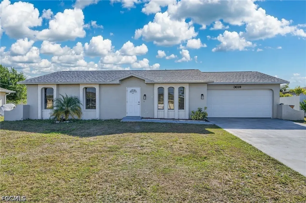 3619 SW 7th Place Cape Coral FL 33914