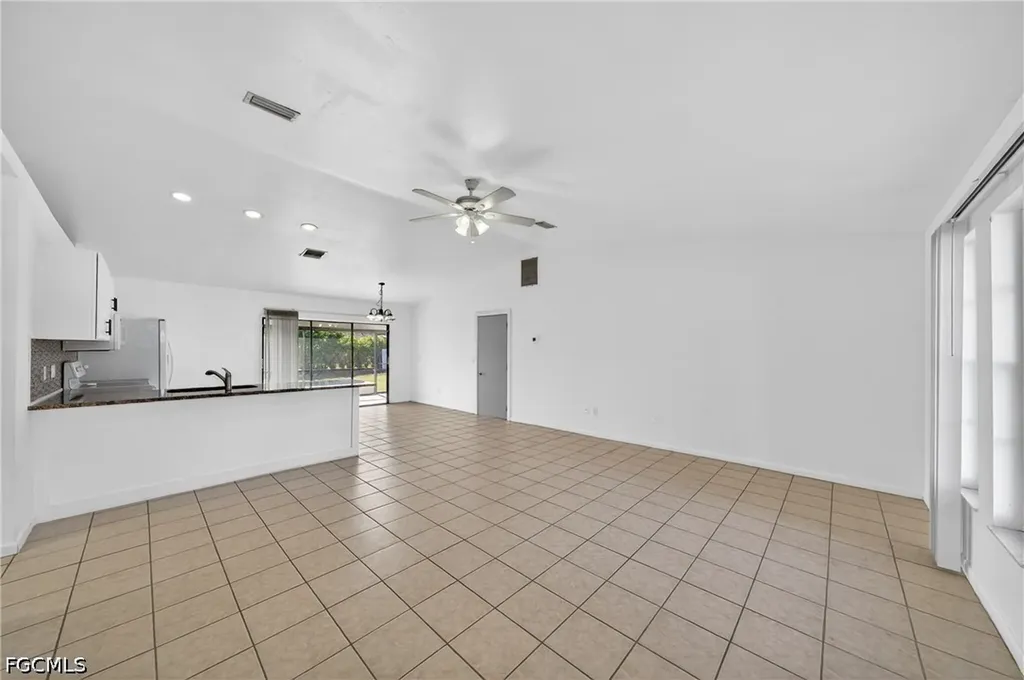3619 SW 7th Place Cape Coral FL 33914