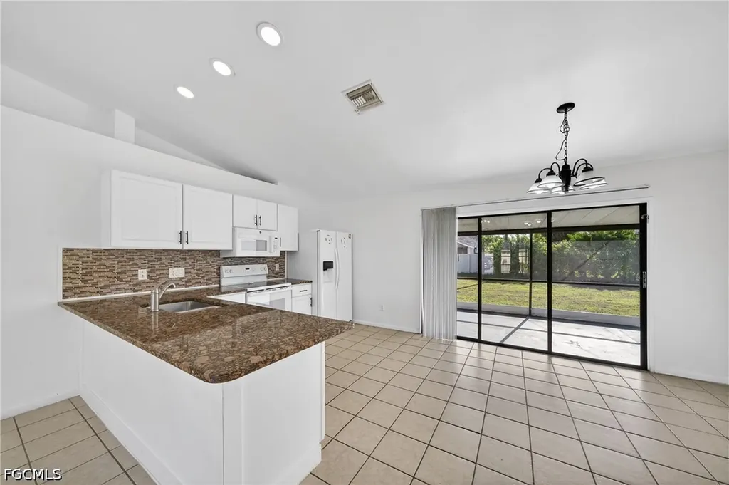 3619 SW 7th Place Cape Coral FL 33914