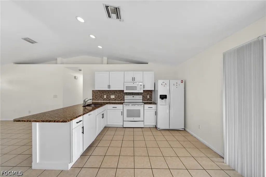 3619 SW 7th Place Cape Coral FL 33914