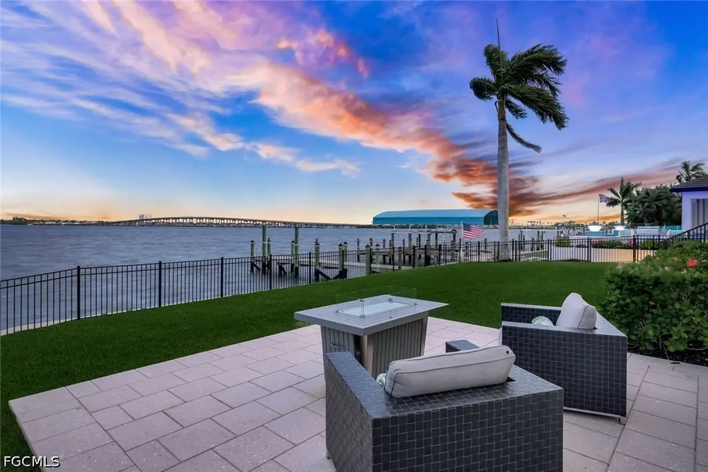 4415 SE 20th Place Cape Coral FL 33904