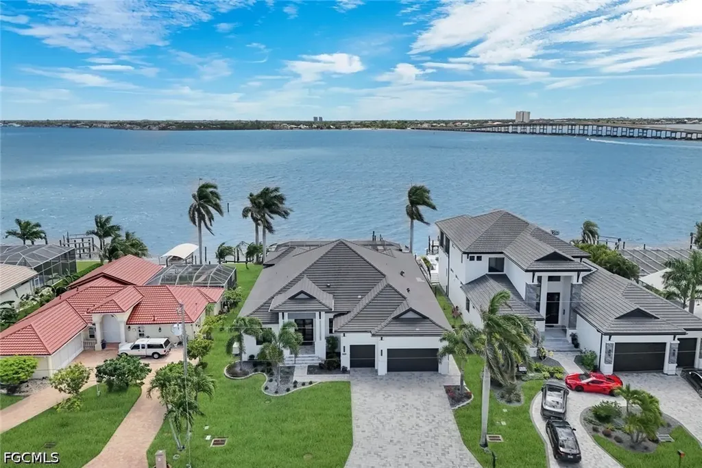 4415 SE 20th Place Cape Coral FL 33904