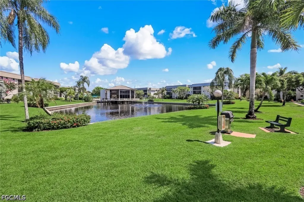 788 Park Shore Drive Naples FL 34103