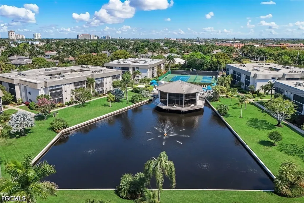 788 Park Shore Drive Naples FL 34103