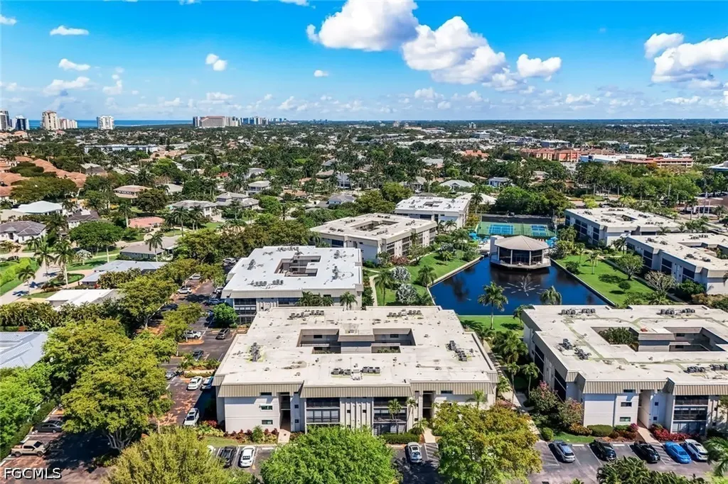 788 Park Shore Drive Naples FL 34103
