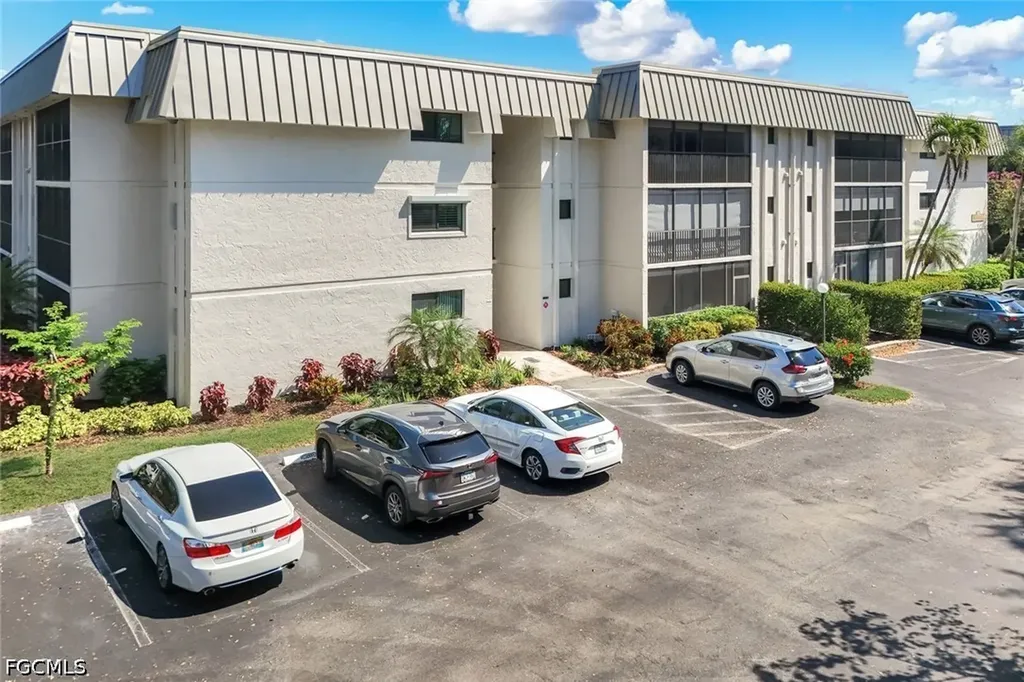 788 Park Shore Drive Naples FL 34103