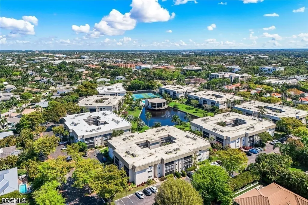 788 Park Shore Drive Naples FL 34103