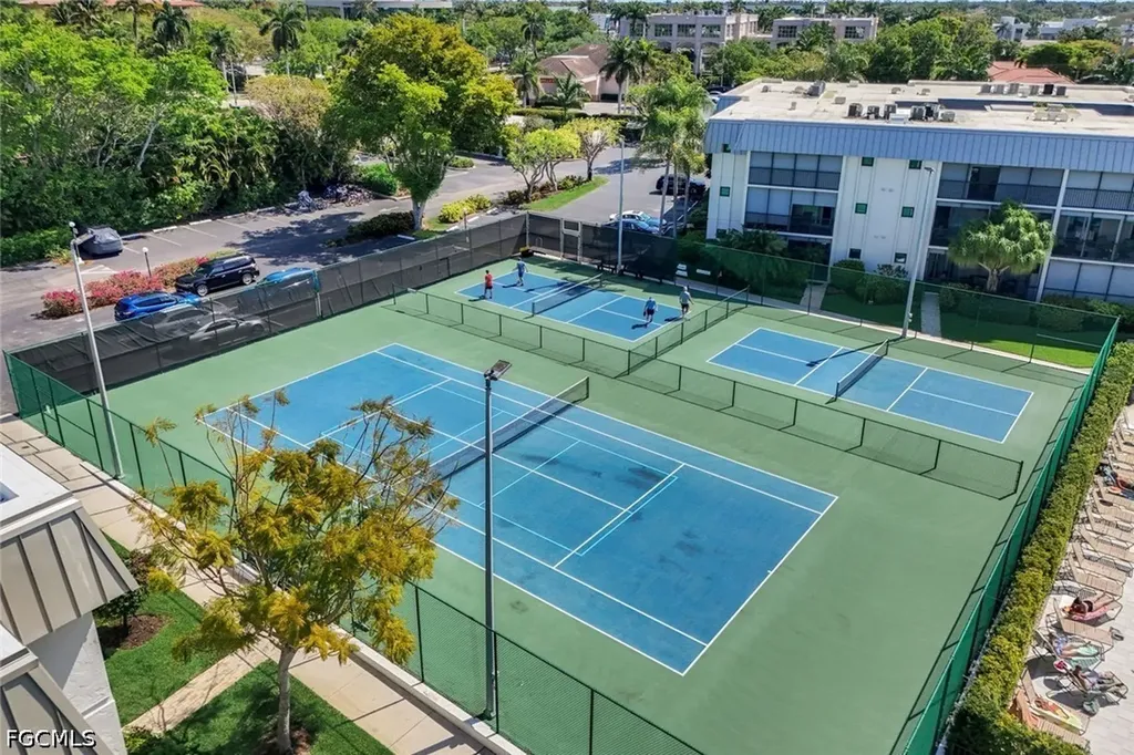 788 Park Shore Drive Naples FL 34103