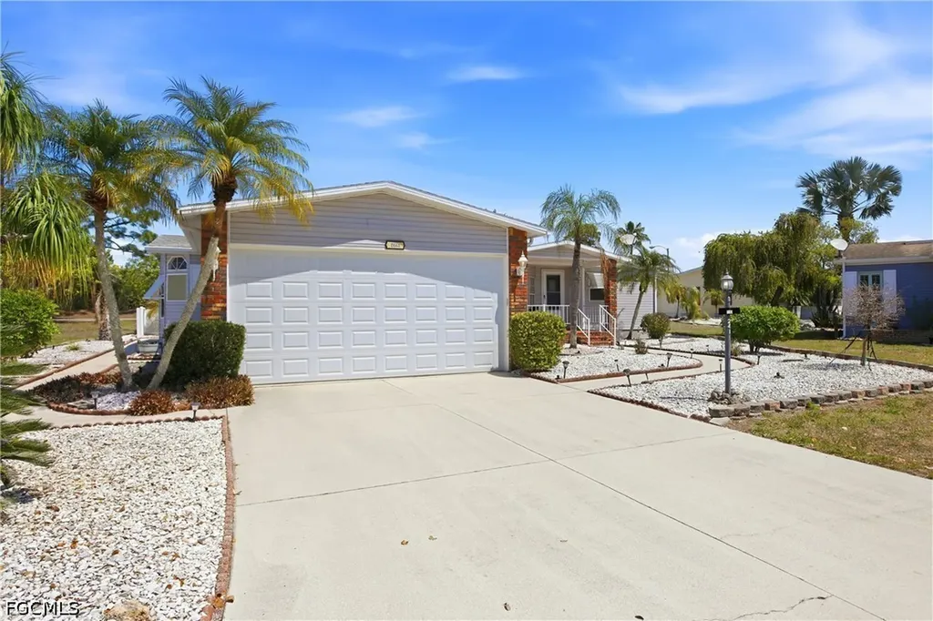 19868 Frenchmans Court North Fort Myers FL 33903