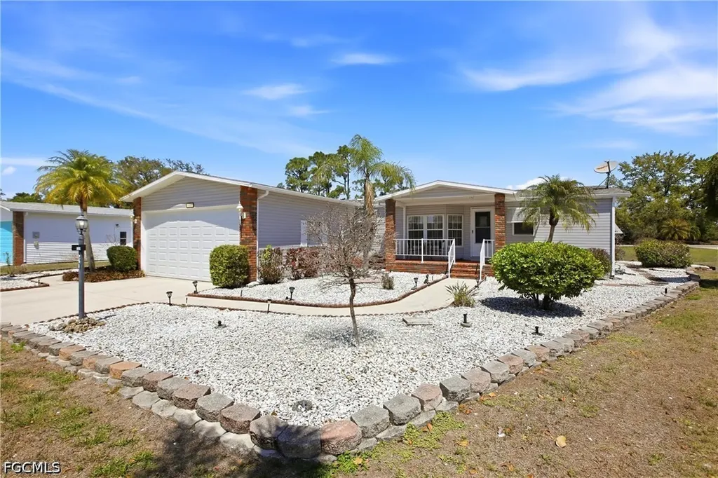 19868 Frenchmans Court North Fort Myers FL 33903