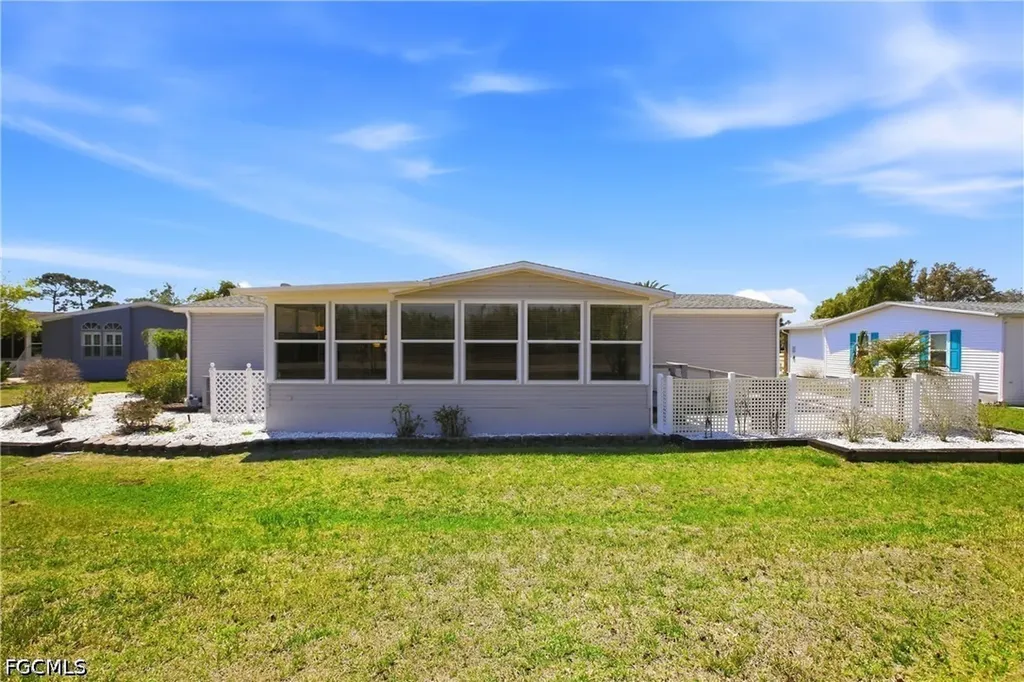 19868 Frenchmans Court North Fort Myers FL 33903