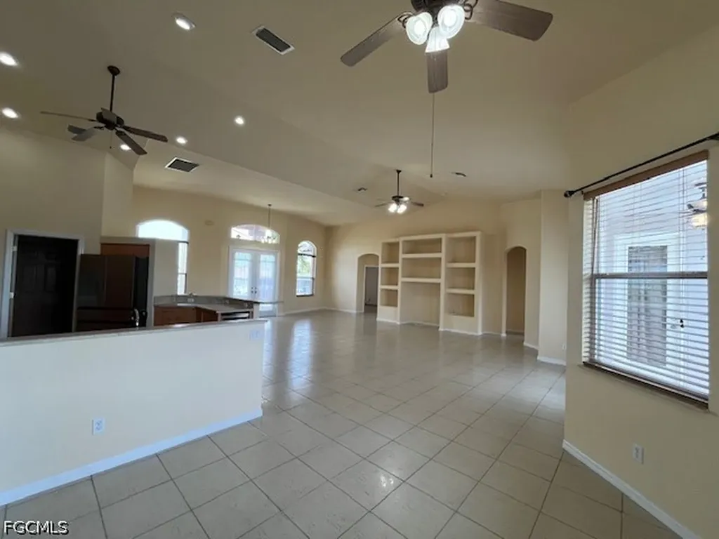 2026 SW 40th Terrace Cape Coral FL 33914