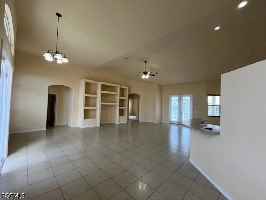 2026 SW 40th Terrace Cape Coral FL 33914