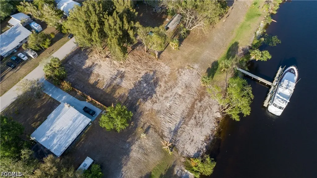 1035 W Anchor Lane Moore Haven FL 33471
