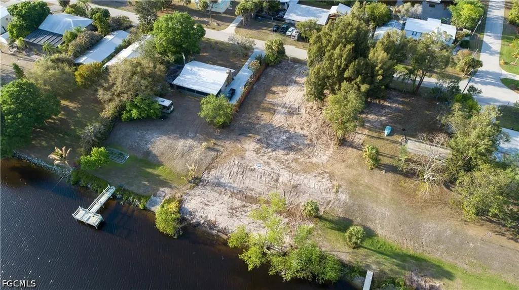 1035 W Anchor Lane Moore Haven FL 33471