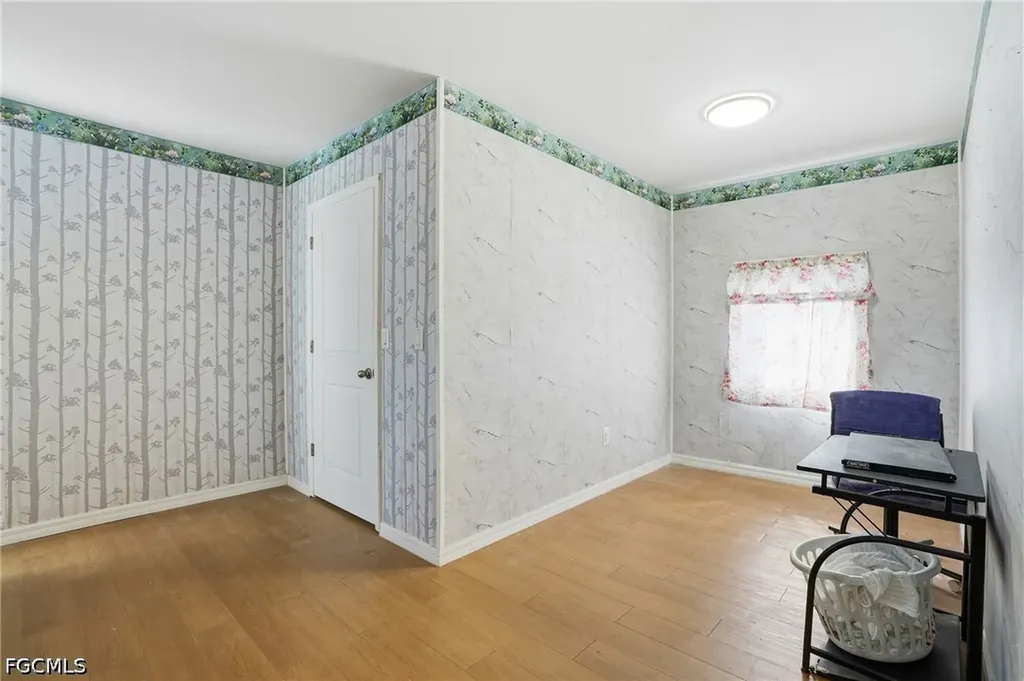 2405 Zoysia Lane North Fort Myers FL 33917