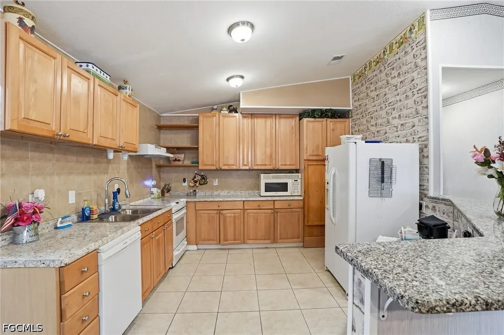 2405 Zoysia Lane North Fort Myers FL 33917