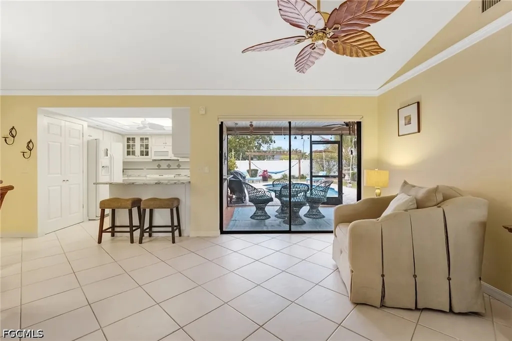 1022 SE 17th Avenue Cape Coral FL 33990