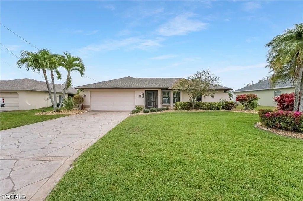 1022 SE 17th Avenue Cape Coral FL 33990