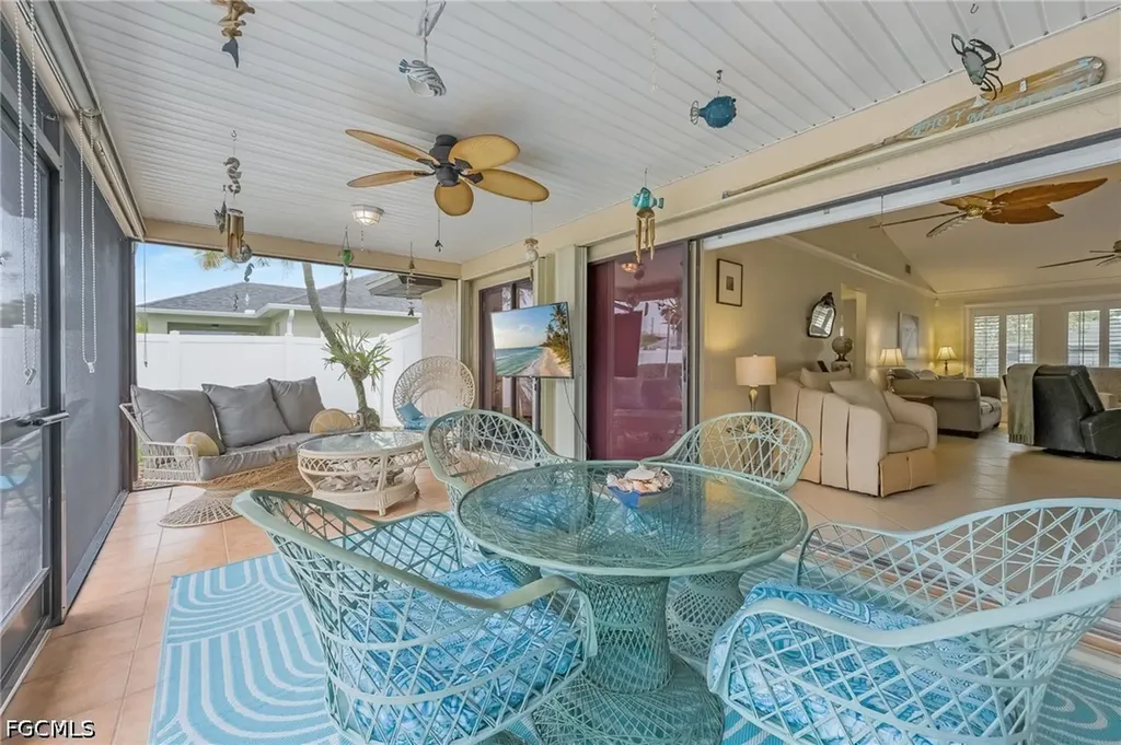 1022 SE 17th Avenue Cape Coral FL 33990