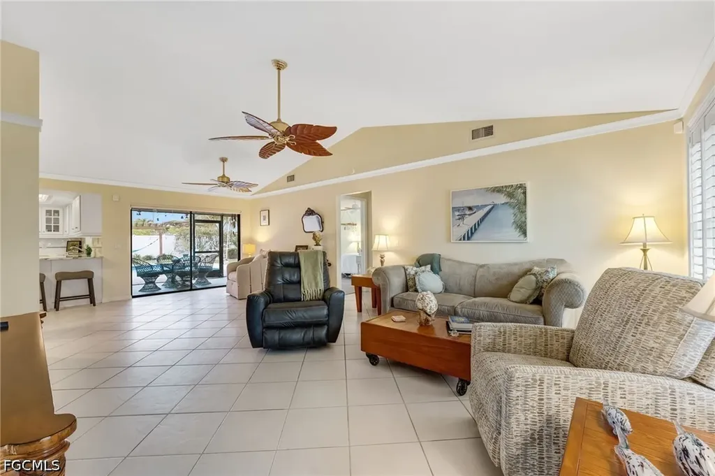 1022 SE 17th Avenue Cape Coral FL 33990