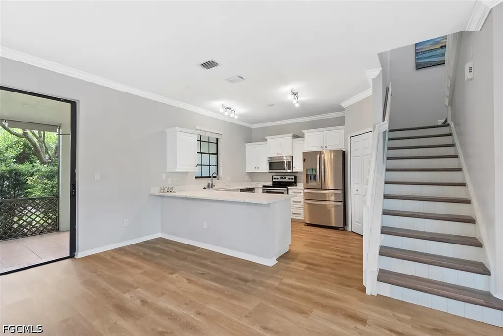 14617 Sutherland Avenue Naples FL 34119