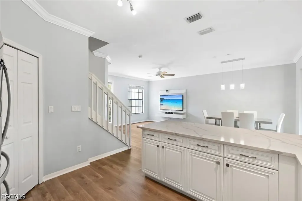 14617 Sutherland Avenue Naples FL 34119