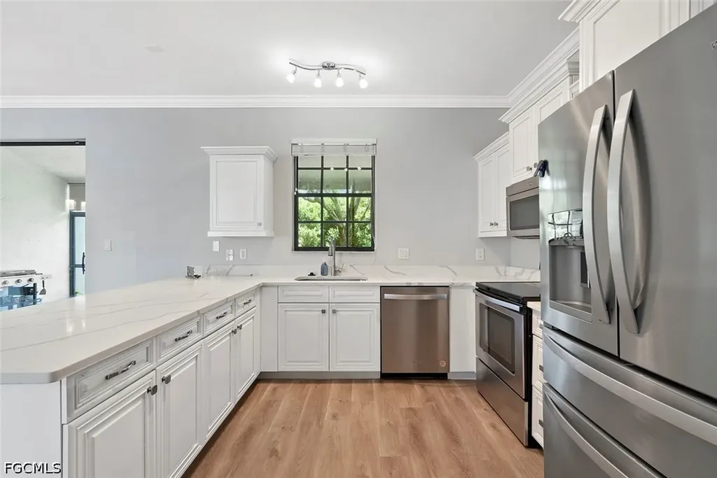 14617 Sutherland Avenue Naples FL 34119