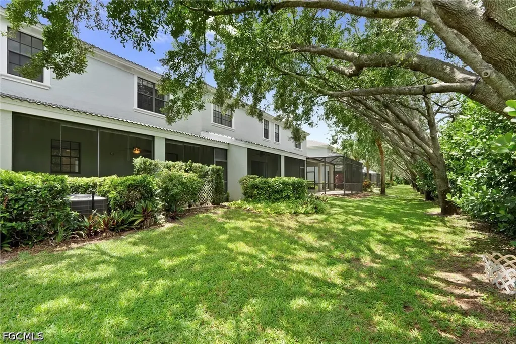 14617 Sutherland Avenue Naples FL 34119