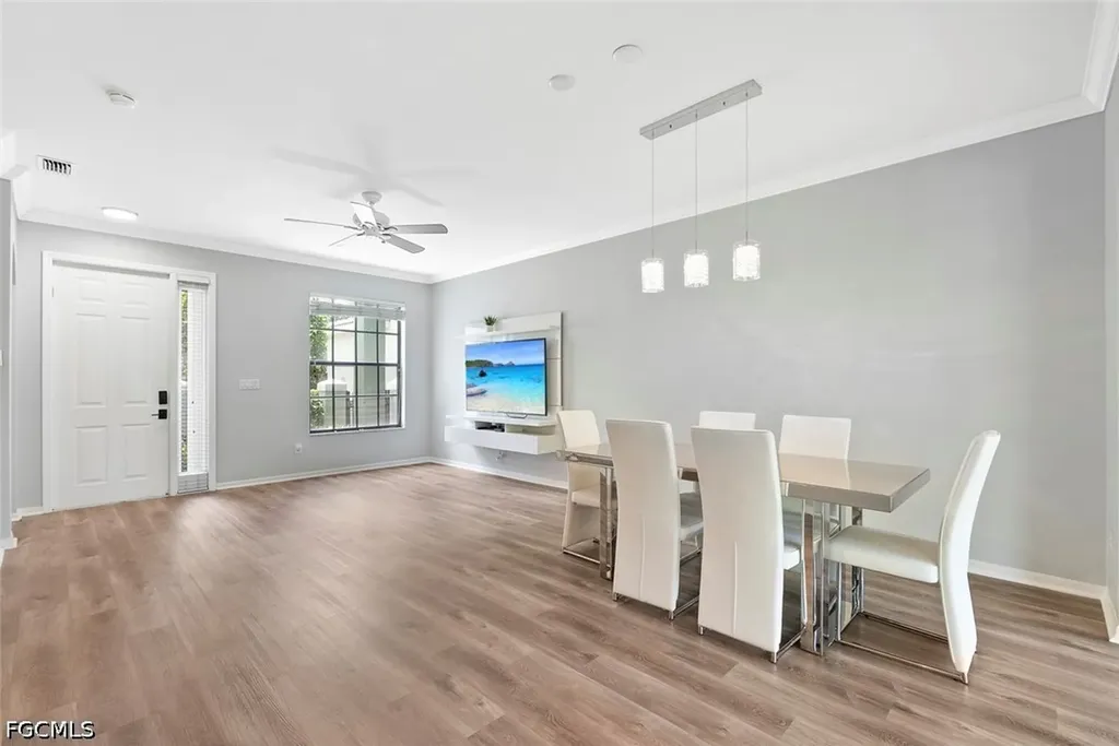 14617 Sutherland Avenue Naples FL 34119