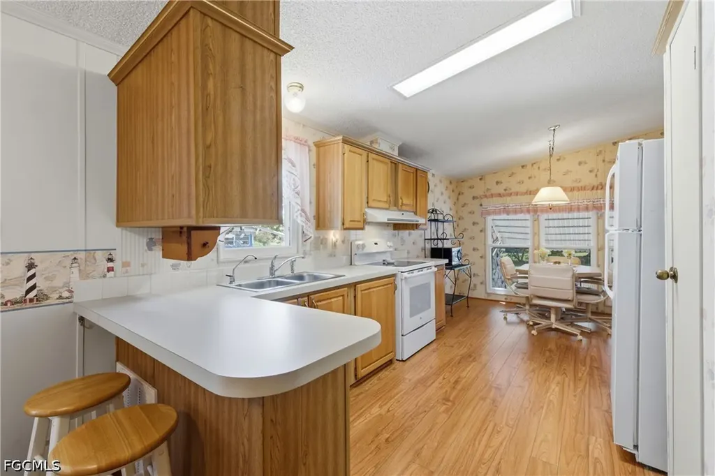 508 Pine Tree Court North Fort Myers FL 33917