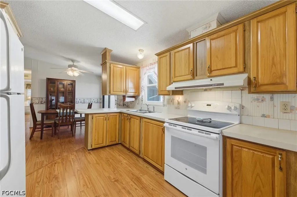 508 Pine Tree Court North Fort Myers FL 33917
