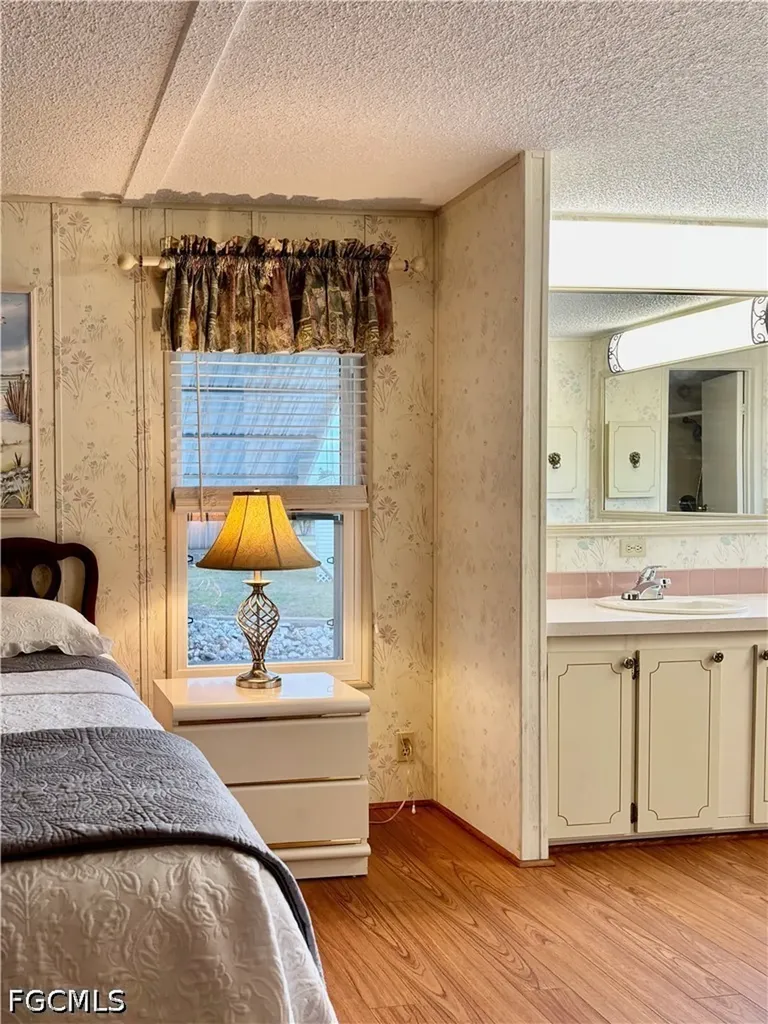 508 Pine Tree Court North Fort Myers FL 33917