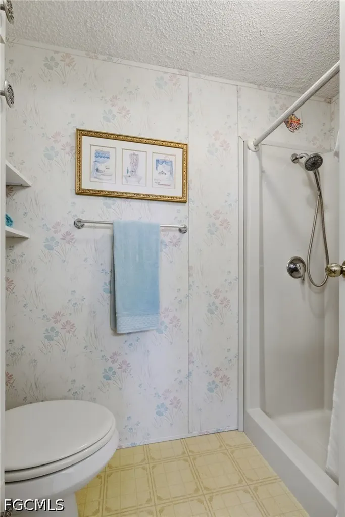508 Pine Tree Court North Fort Myers FL 33917