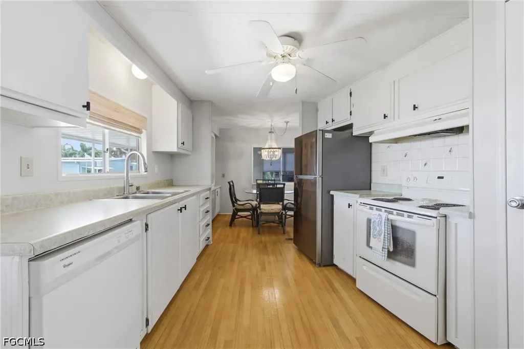 726 Knotty Pine Circle North Fort Myers FL 33917