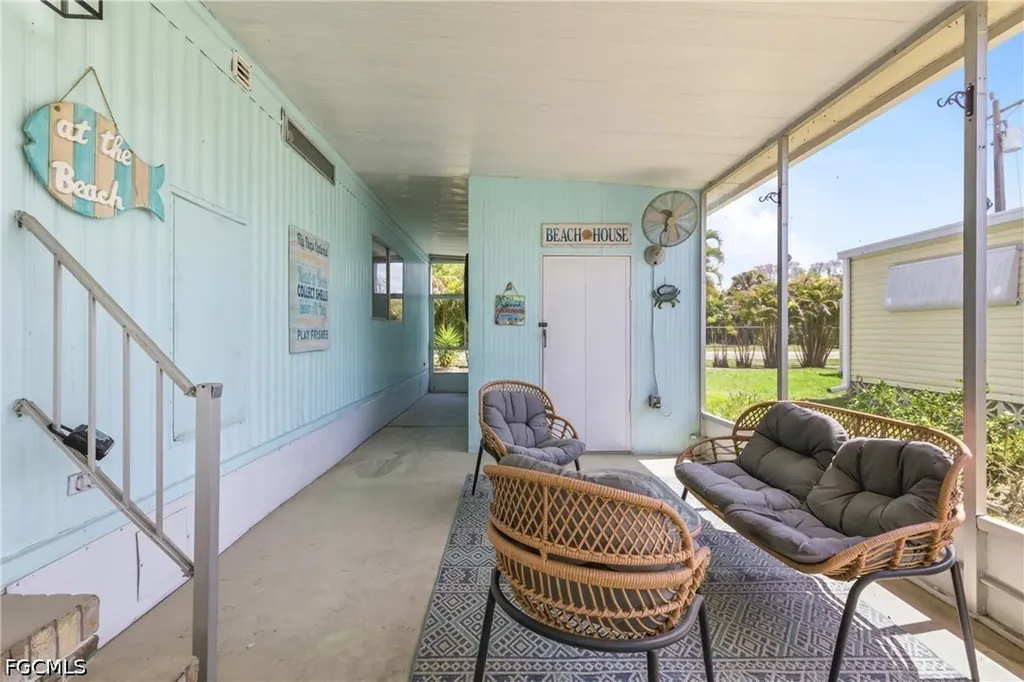 726 Knotty Pine Circle North Fort Myers FL 33917