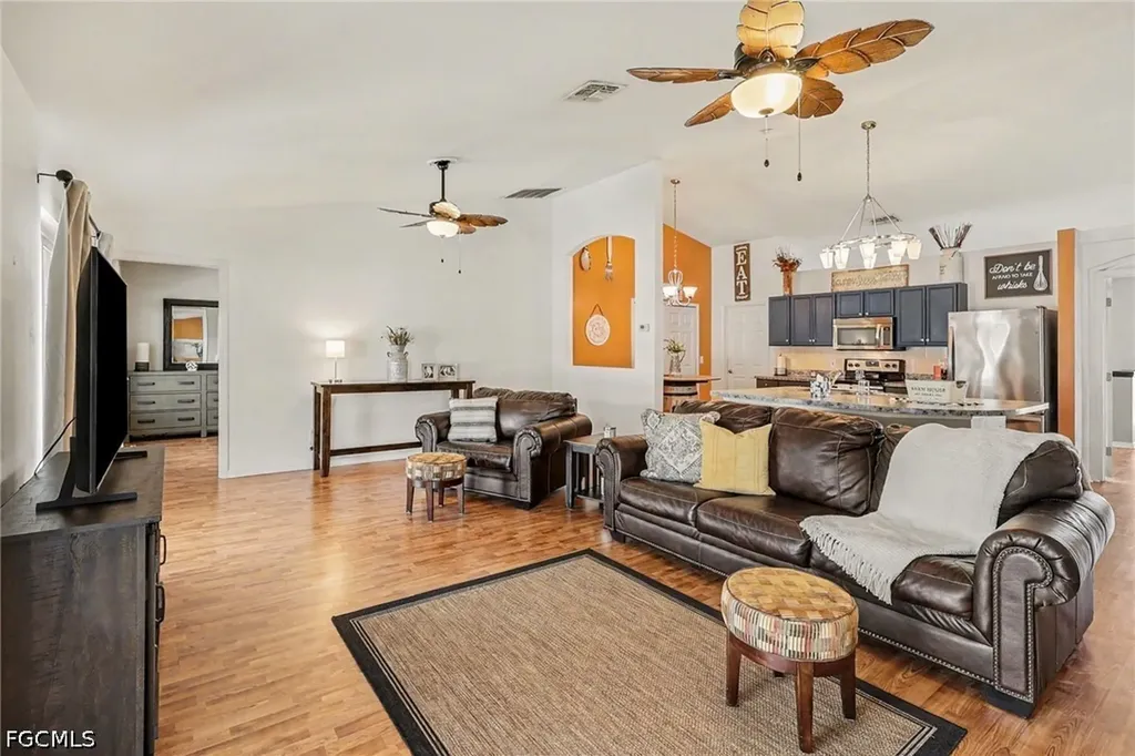 211 NW 26th Avenue Cape Coral FL 33993
