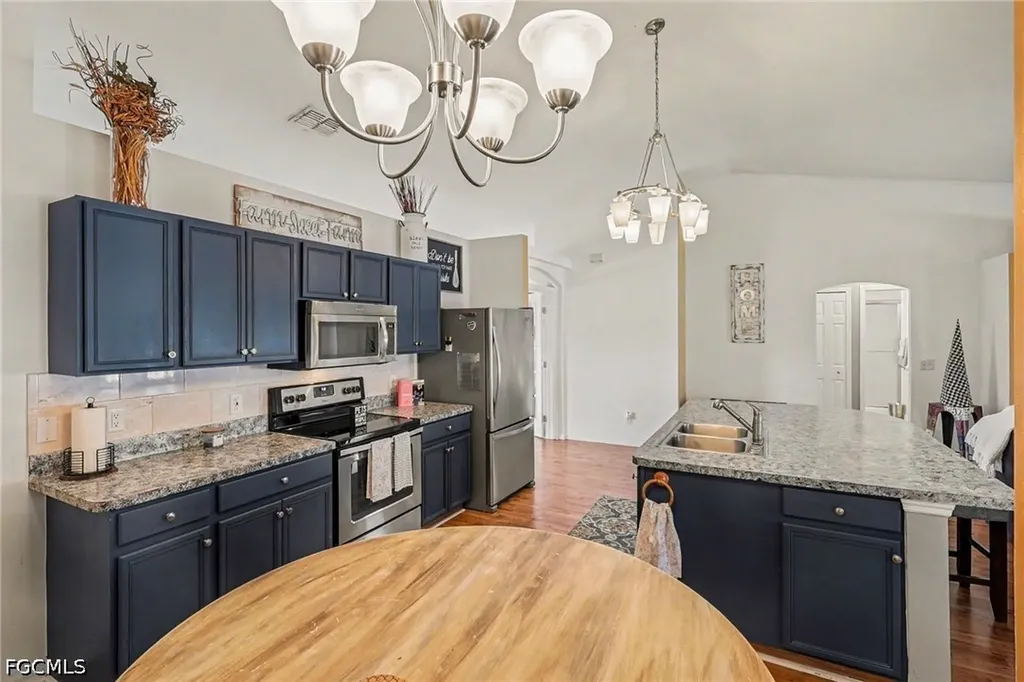 211 NW 26th Avenue Cape Coral FL 33993